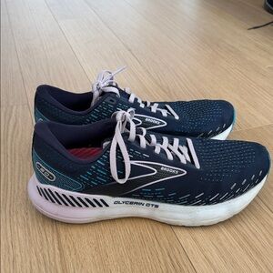 Brooks Women's Athletic Shoes - Navy and Teal